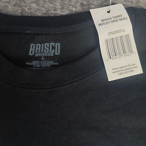 Nwt Motley Cru tee Large - Picture 4 of 4